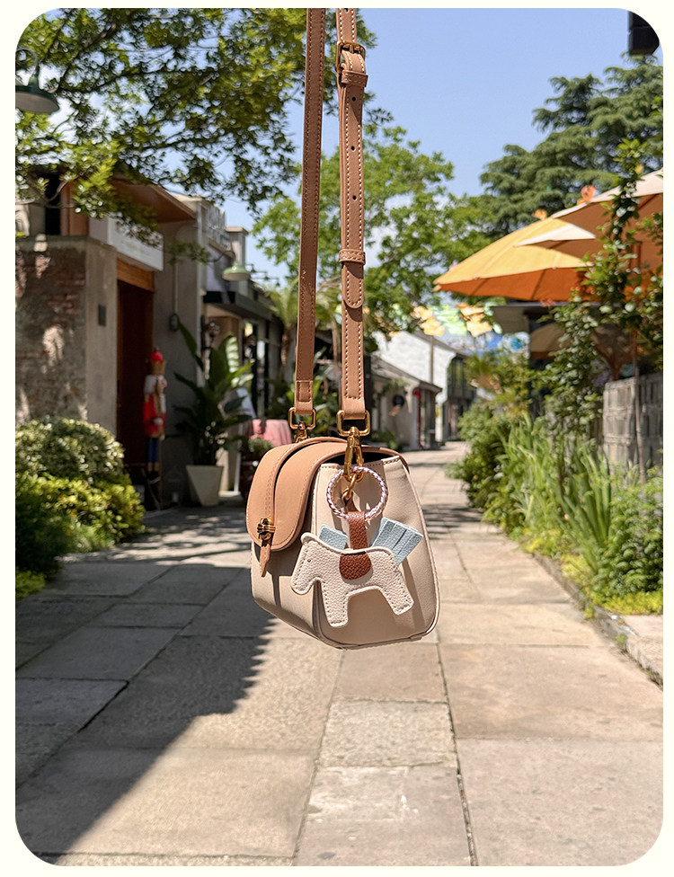 强力小马磁吸帽子夹子收纳神器便携帽夹外出旅行可爱防丢网红挂钩 detail image 21
