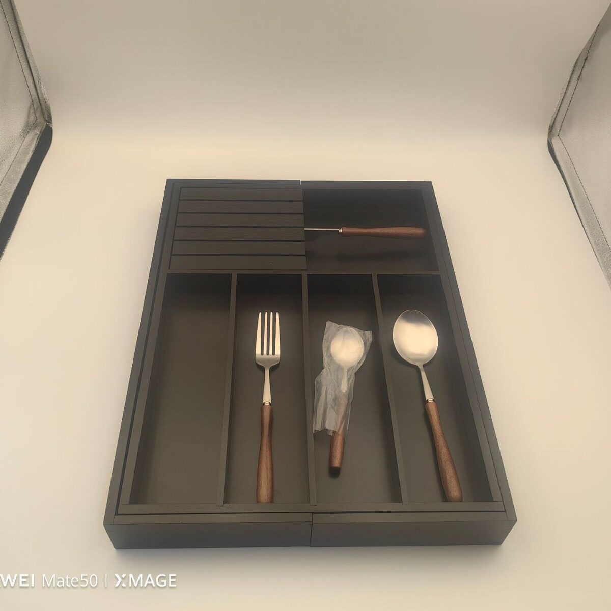 Expandable Bamboo Utensil Drawer Organizer detail image 6