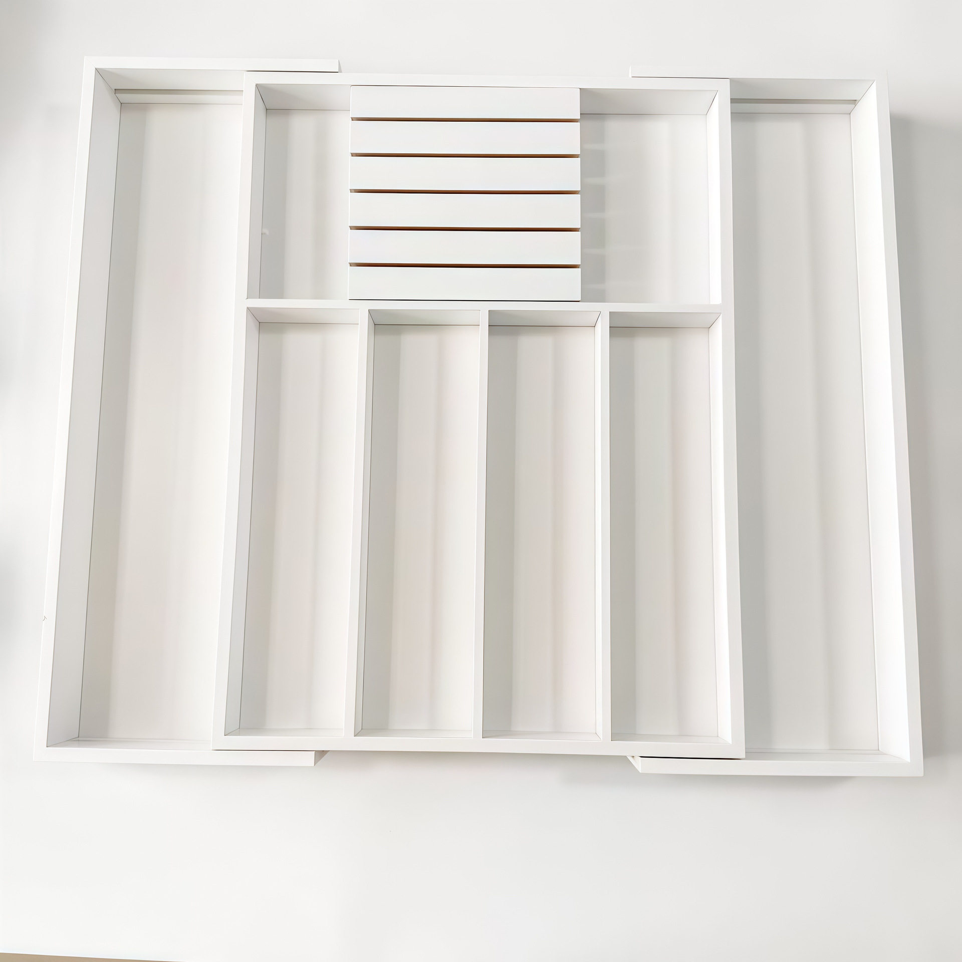 Expandable Bamboo Utensil Drawer Organizer detail image 8