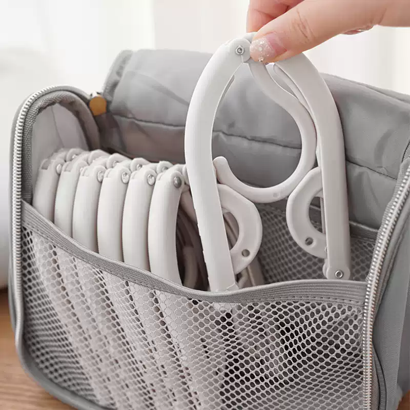 Folding Travel Hanger Set